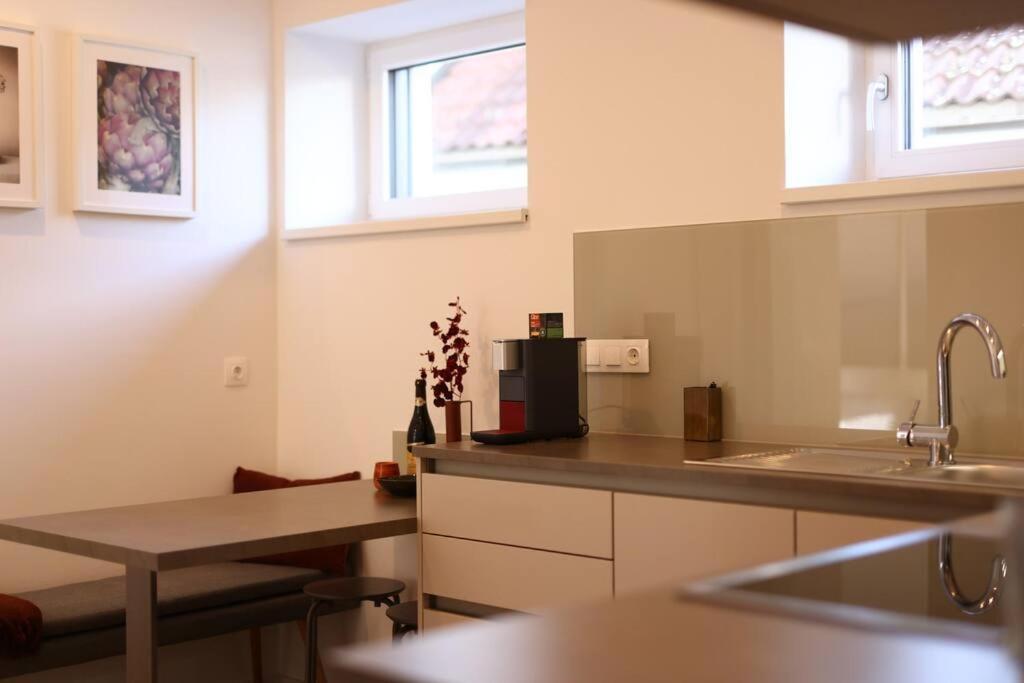 Appartement Wohnen Bahnstrasse 5 à Klagenfurt am Wörthersee Extérieur photo