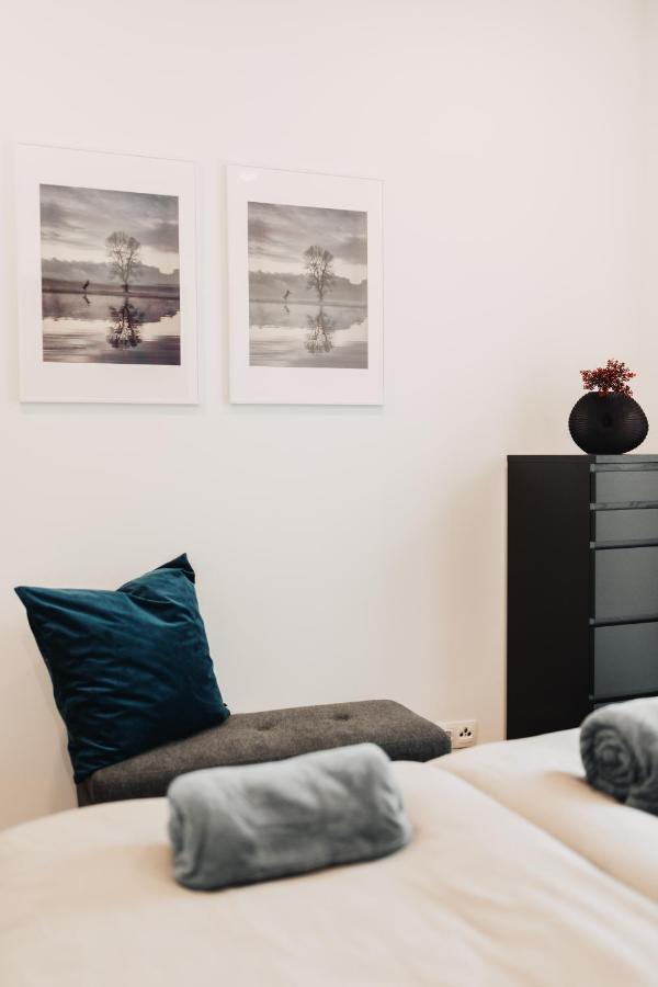 Appartement Wohnen Bahnstrasse 5 à Klagenfurt am Wörthersee Extérieur photo